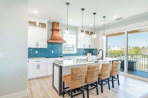 Open Kitchen