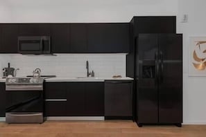 Kitchen (1)