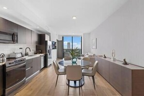 Dining Area (1)