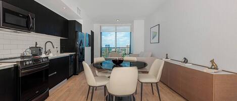Dining Area (1)
