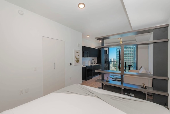 Bedroom (1)