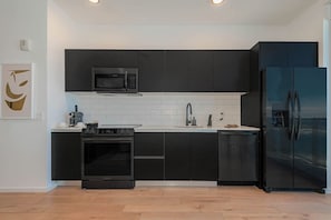 Kitchen (1)