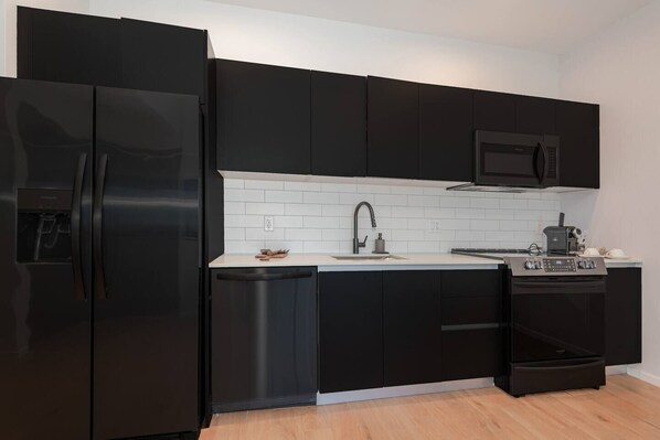 Kitchen (1)