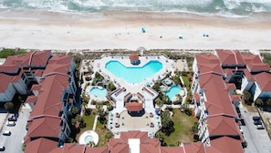 A complex of luxury, where relaxation meets the ocean's embrace.