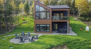 Le Verseau 148 Horizon Views, Hike, Spa and Relax (2154)