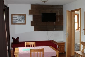 Nr 5 Doppelzimmer - 1-2 Personen, Dusche/WC-Sitzgruppe