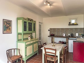 Zuhause, Wohnung, Balkon, Estate, Schatten, Villa, Eco Hotel, Veranda, Landscaping, Villa