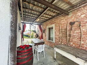 Home, Apartment, Balcony, Estate, Shade, Villa, Eco Hotel, Porch, Landscaping, Mansion