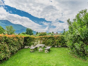 Mountainous Landforms, Natural Landscape, Hill, Mountain, Shrub, Cloud, Highland, Landscape, Hill Station, Garden