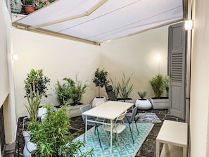 Home, Apartment, Balcony, Estate, Shade, Villa, Eco Hotel, Porch, Landscaping, Mansion