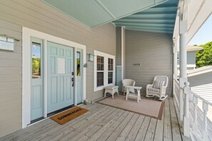 OPEN SOUTHERN LIVING FRONT PORCH