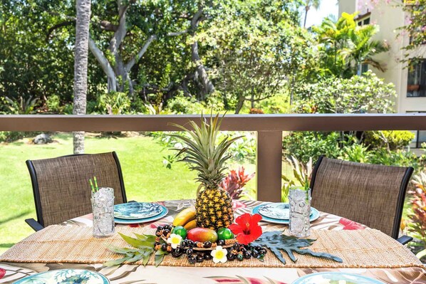 Outdoor dining
