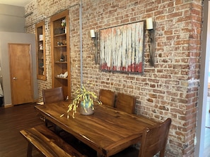 Dining room table