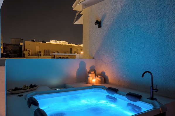 Bain à remous extérieur