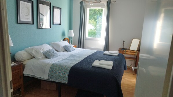  literie  confort 180 x200 matelas à ressorts ensachés +  surmatelas respirant 
