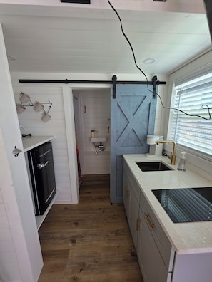 Perfectly outfitted kitchenette for a week at the beach!
