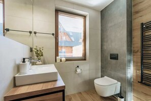 _PAF5377-HDR_web