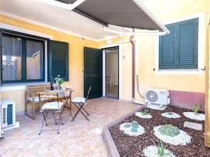 Wood, Furniture, Floor, Chair, Shade, Outdoor Furniture, Wood Stain, Awning, Balcony, Outdoor Table
