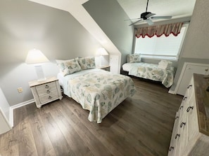Queen And Single In 2nd Bedroom