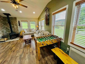 Spielezimmer