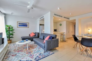 Loungeroom, Dining Room & Kitchen
