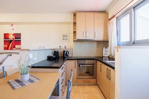 Fully-equipped kitchen