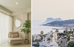 Living area & sea view