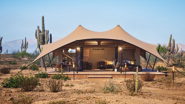 Tent (1)