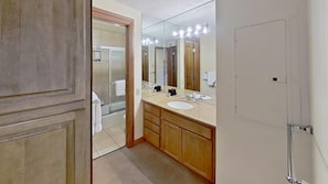 Shower/tub combo