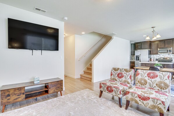 North Salt Lake Vacation Rental | 3BR | 2.5BA | 2,614 Sq Ft | Stairs Required
