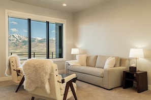 3rd level family room and views