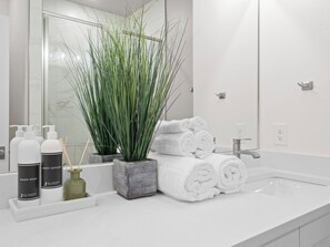 Primary Bathroom / En Suite