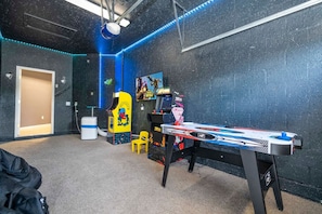 Spielezimmer