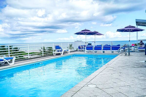 Rooftop pool