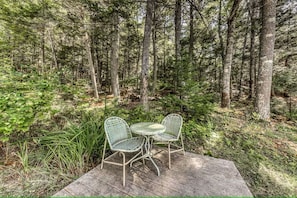 Patio Sitting Area (waterside)