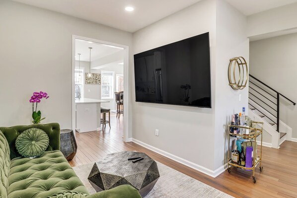 Washington, D.C., Vacation Rental | 3BR | 2.5BA | 2,004 Sq Ft | Stairs Required