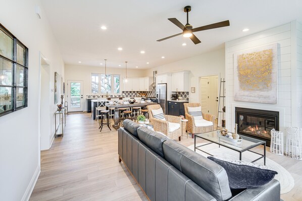 Madison Vacation Rental | 3BR | 2BA | 3 Steps to Enter | 1,650 Sq Ft