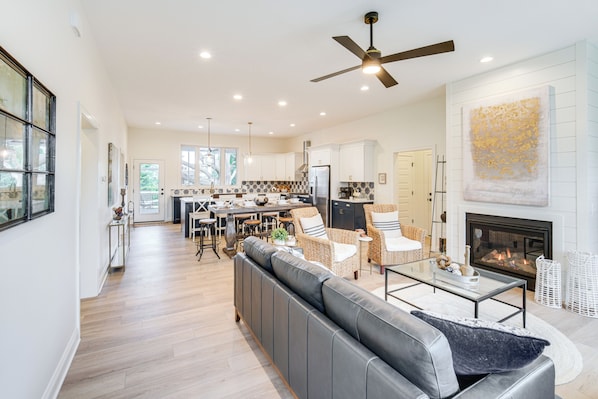 Madison Vacation Rental | 3BR | 2BA | 3 Steps to Enter | 1,650 Sq Ft