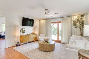 Living Room | Smart TV | Queen Sleeper Sofa | 1st Floor