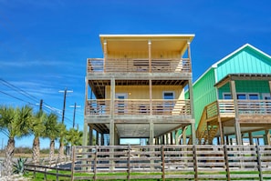 Your beach getaway in Corpus Christi. (Keeper Red)