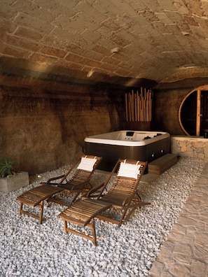 Bain à remous intérieur