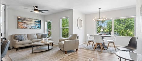 Enjoy seamless flow between the living, dining, and kitchen areas—ideal for socializing with friends or family.