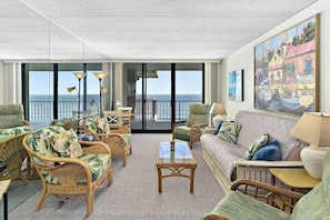 Living Area-Sea Terrace 802-Ocean City