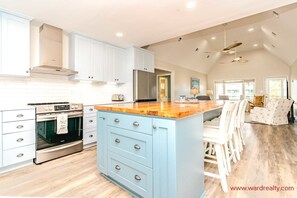 Kitchen II
