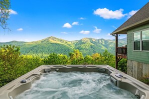 A soak with a view—perfect after hiking, exploring, or doing nothing at all