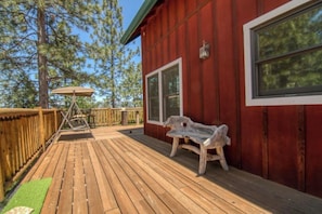 HDR 0890 2