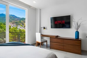Vista de la Montaña,Área y comodidades,Dormitorio,Foto de toda la habitación,TV y multimedia,Vista del punto de referencia