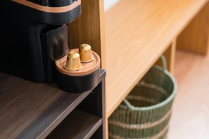 Kaffe och/eller kaffebryggare