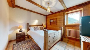 Main bedroom