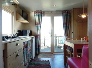 Küche - Camping Hofstede Zonnevliet - Pipo wagen
